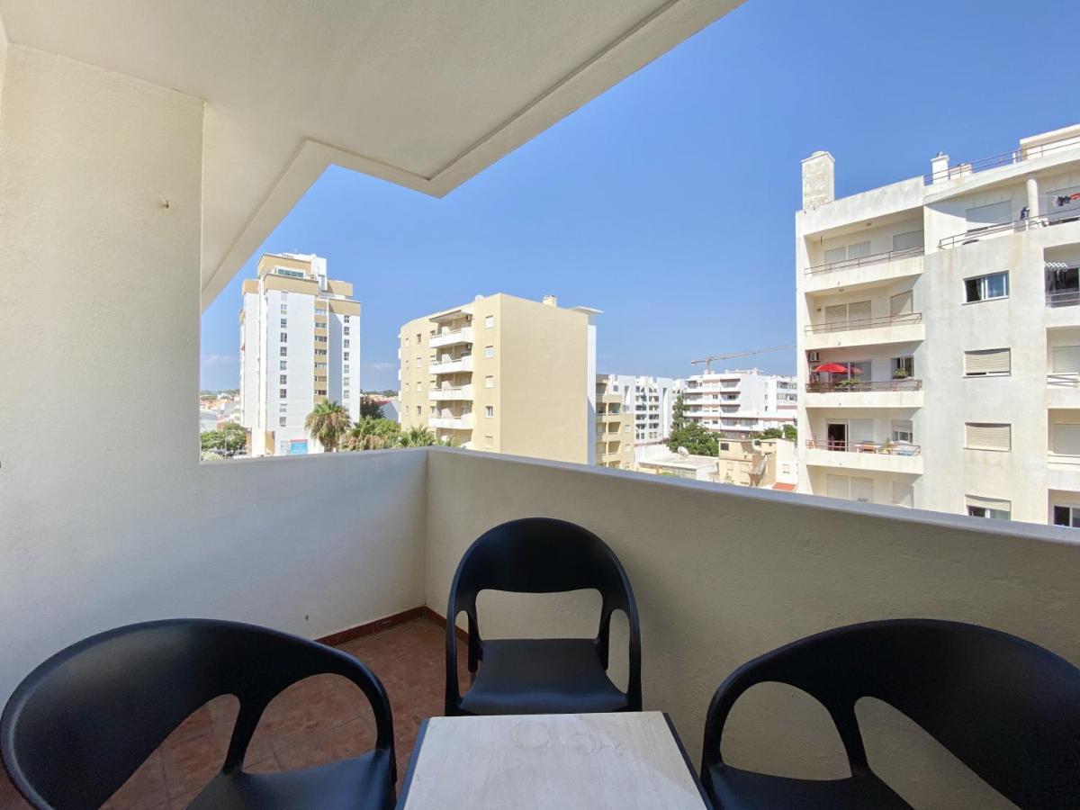 Chantal Apartment - Near The Beach - Quarteira Bagian luar foto
