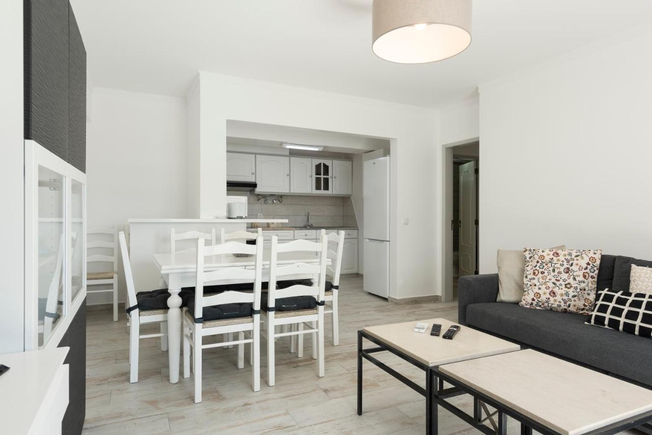 Chantal Apartment - Near The Beach - Quarteira Bagian luar foto
