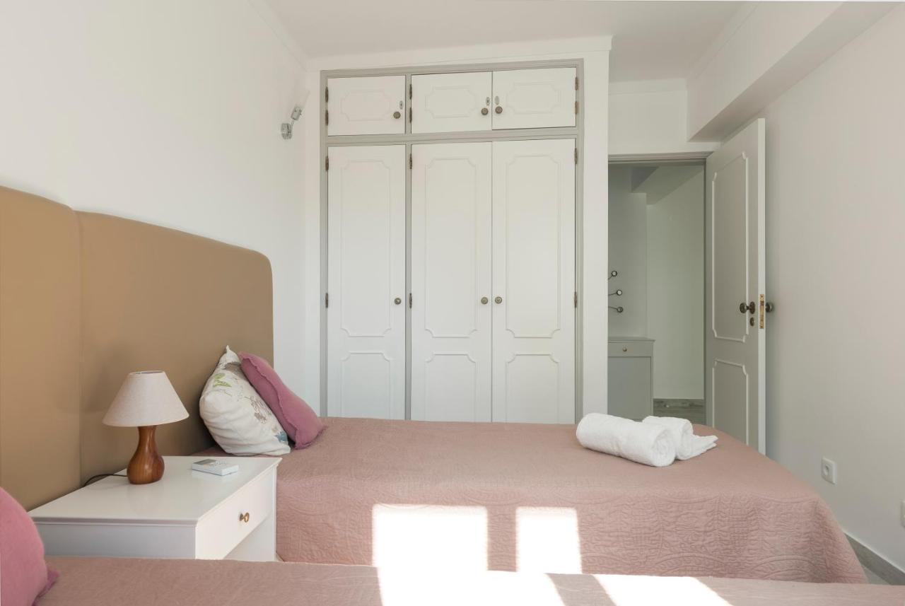 Chantal Apartment - Near The Beach - Quarteira Bagian luar foto